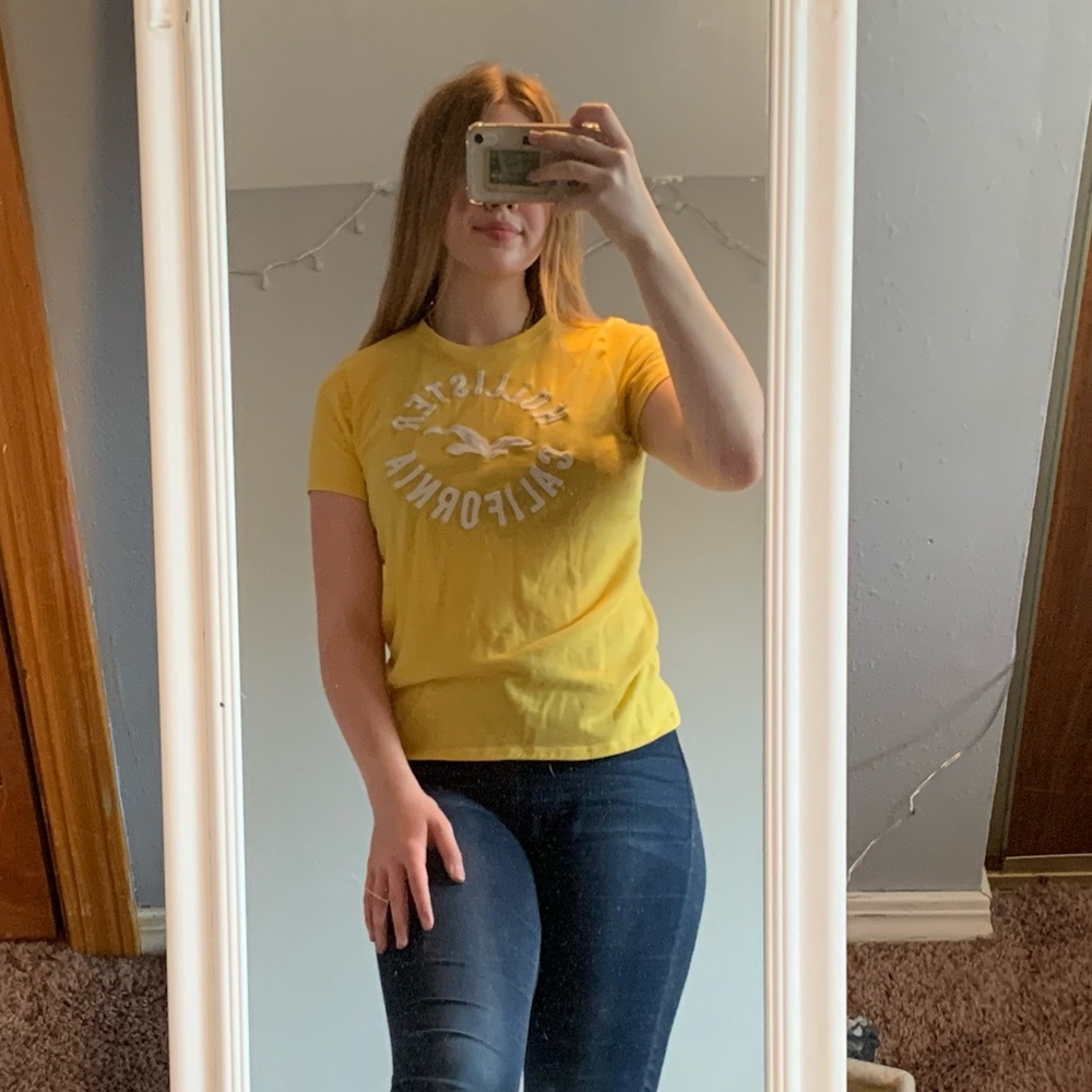 Yellow Hollister California top, small/medium